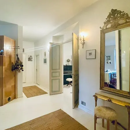 Art Nouveau Home, Punavuori Design District Apartment Helsinki