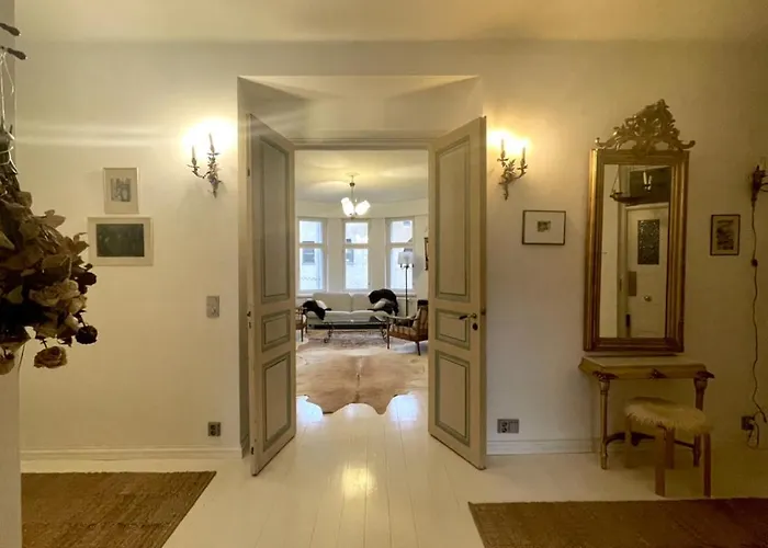 Appartement Art Nouveau Home, Punavuori Design District